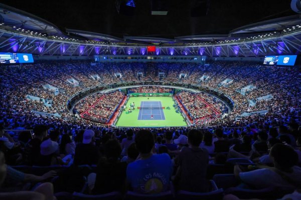 牛360配资 告别“三巨头”依赖症，上海网球大师赛主动“破圈”打造城市生活符号